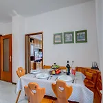 Zio Enry Terrace Orta - Happy