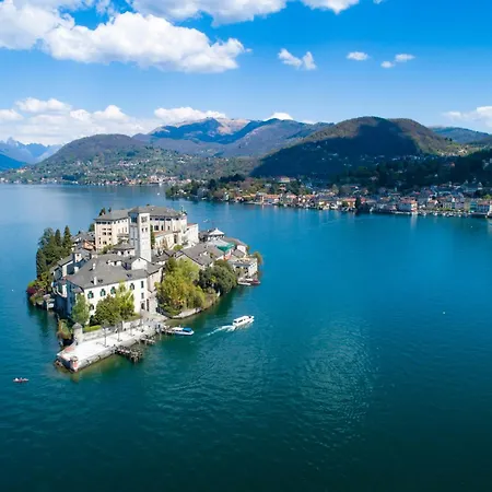Appartamento Zio Enry Terrace In Orta - Happy *