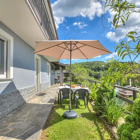 Zio Enry Terrace In Orta - Happy Armeno