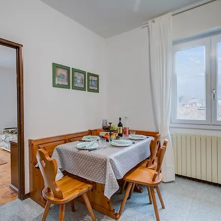 Zio Enry Terrace Orta - Happy