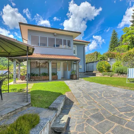 Zio Enry Terrace In Orta - Happy
