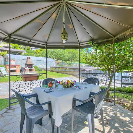 Zio Enry Terrace In Orta - Happy