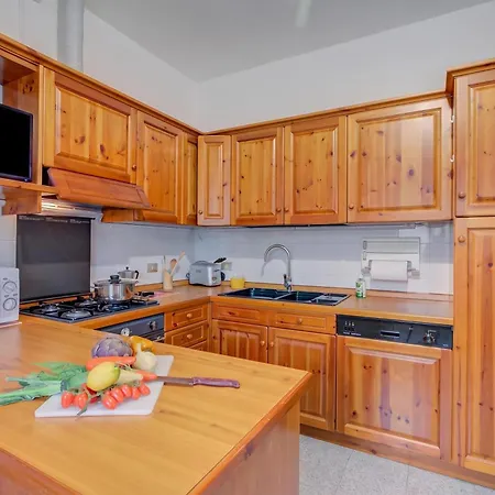 Zio Enry Terrace In Orta - Happy Appartamento Armeno