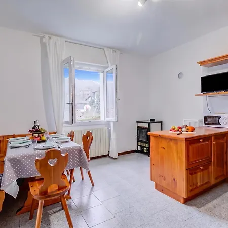 Zio Enry Terrace In Orta - Happy Appartamento