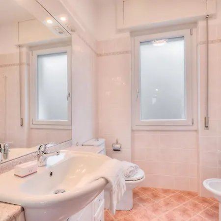 Appartamento Zio Enry Terrace In Orta - Happy Armeno